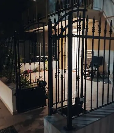 Appartamento Intero Genua Exterior foto